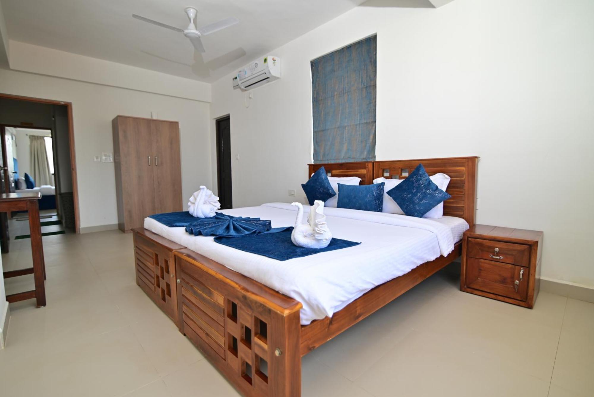 Q Lite Calangute Hotell Exteriör bild
