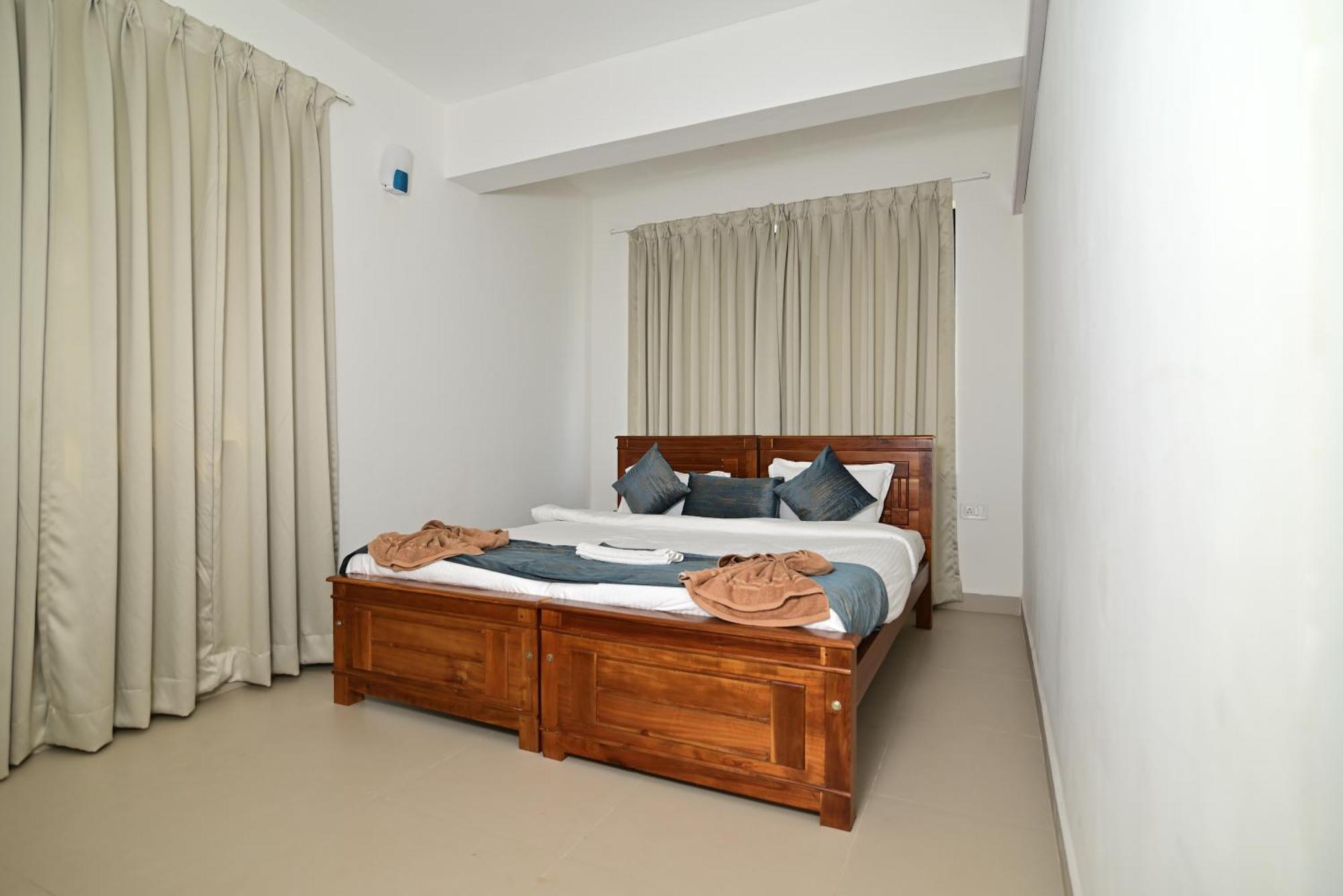 Q Lite Calangute Hotell Exteriör bild