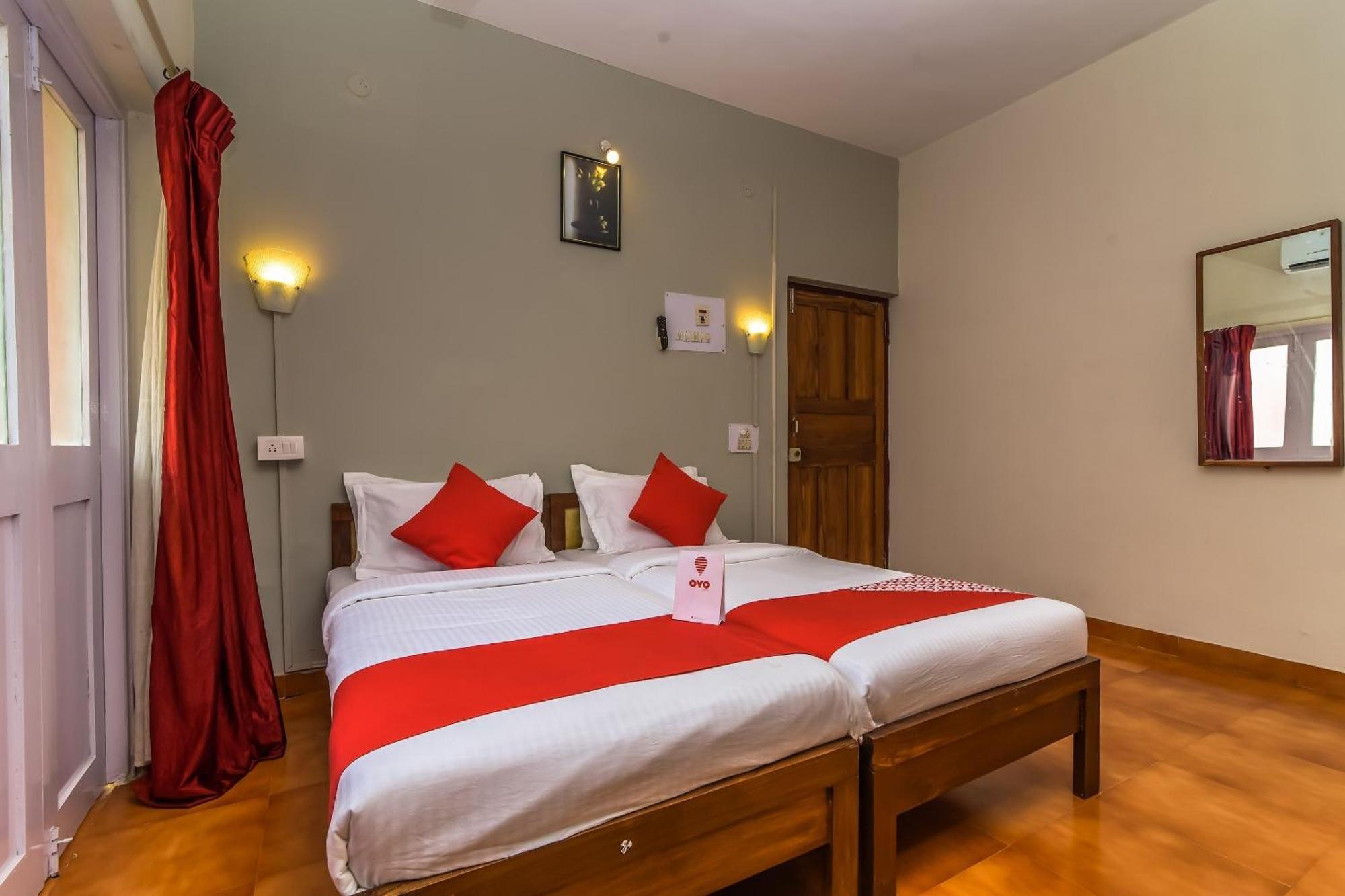 Q Lite Calangute Hotell Exteriör bild