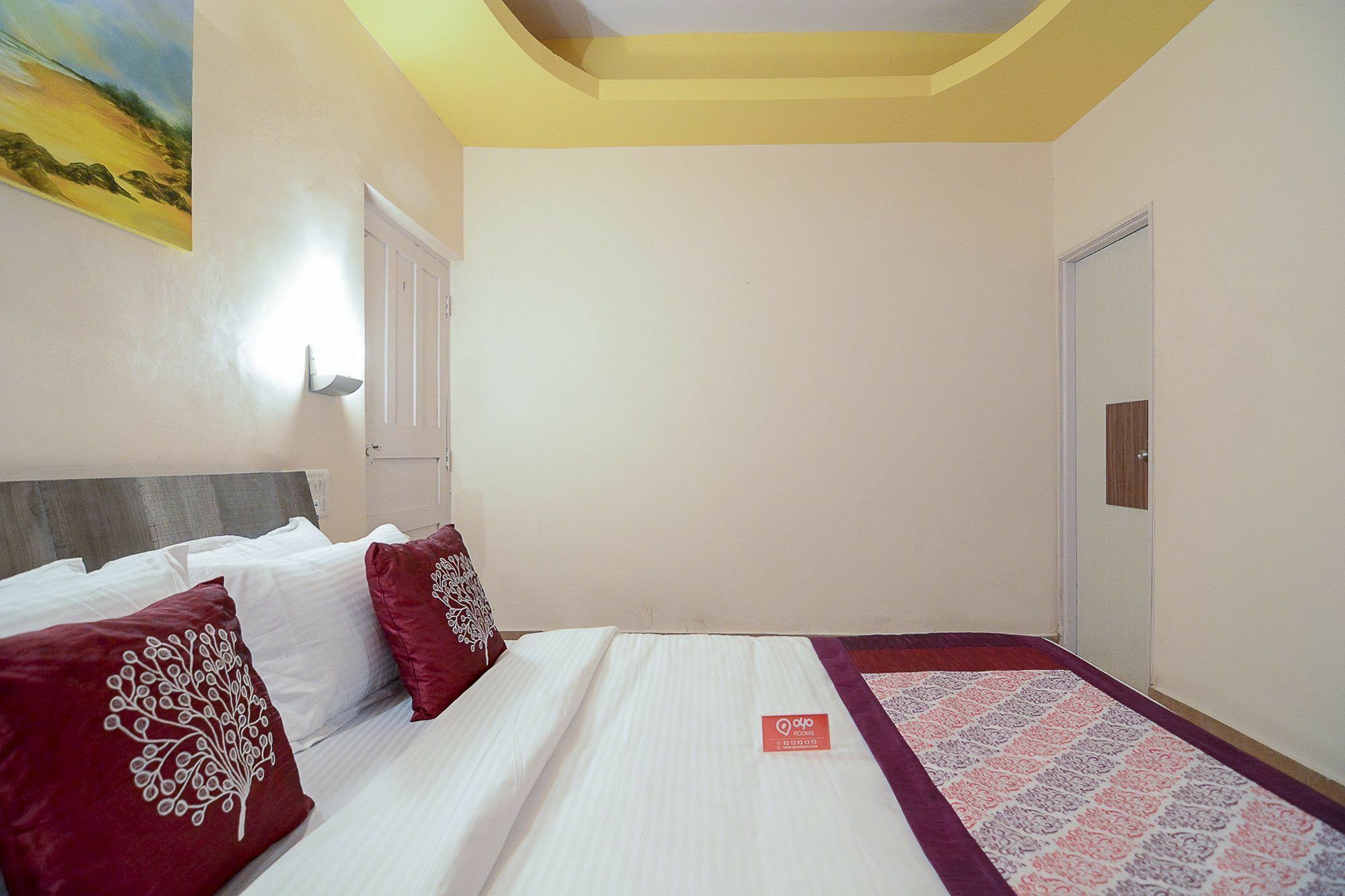 Q Lite Calangute Hotell Exteriör bild