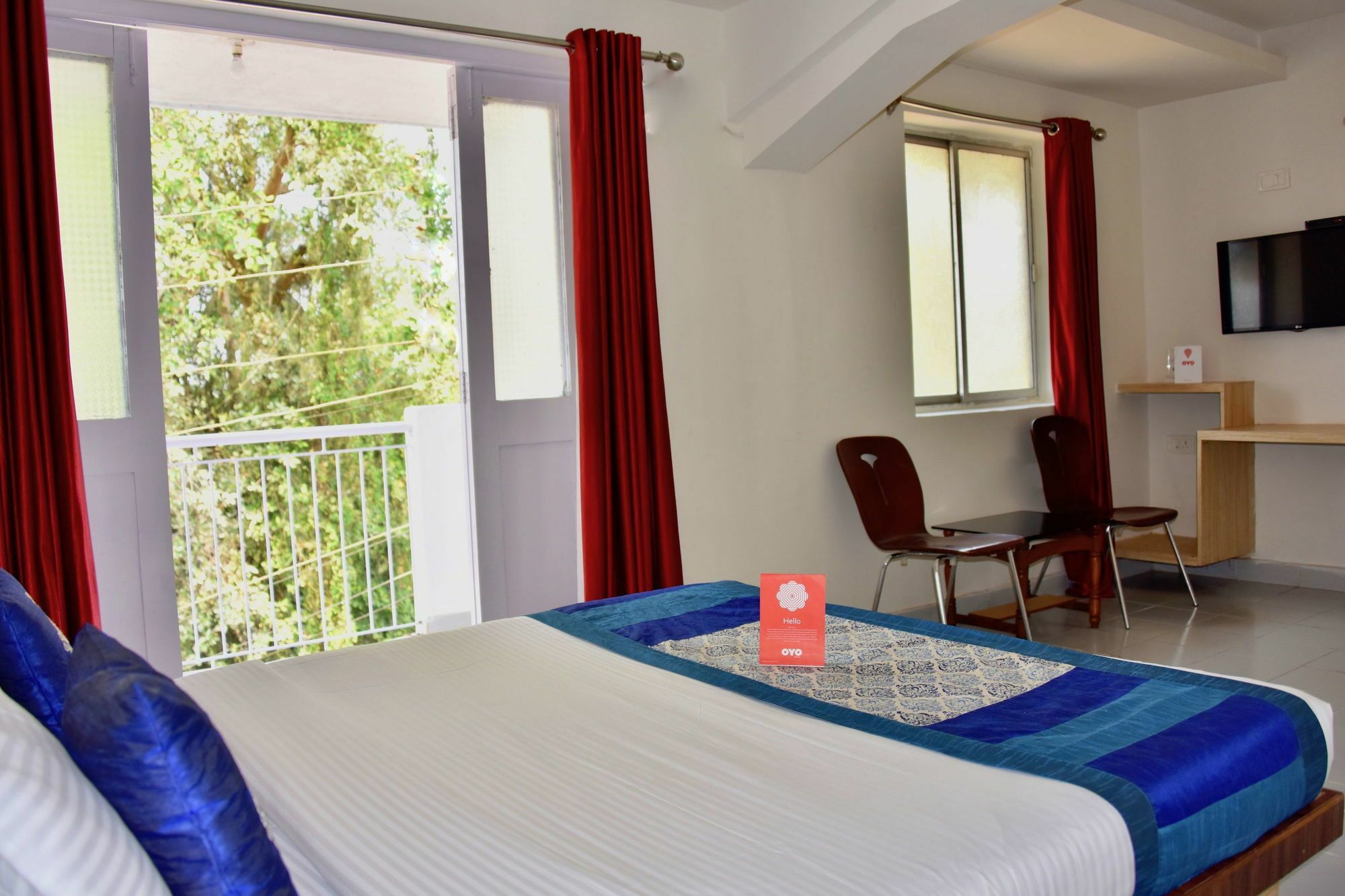 Q Lite Calangute Hotell Exteriör bild