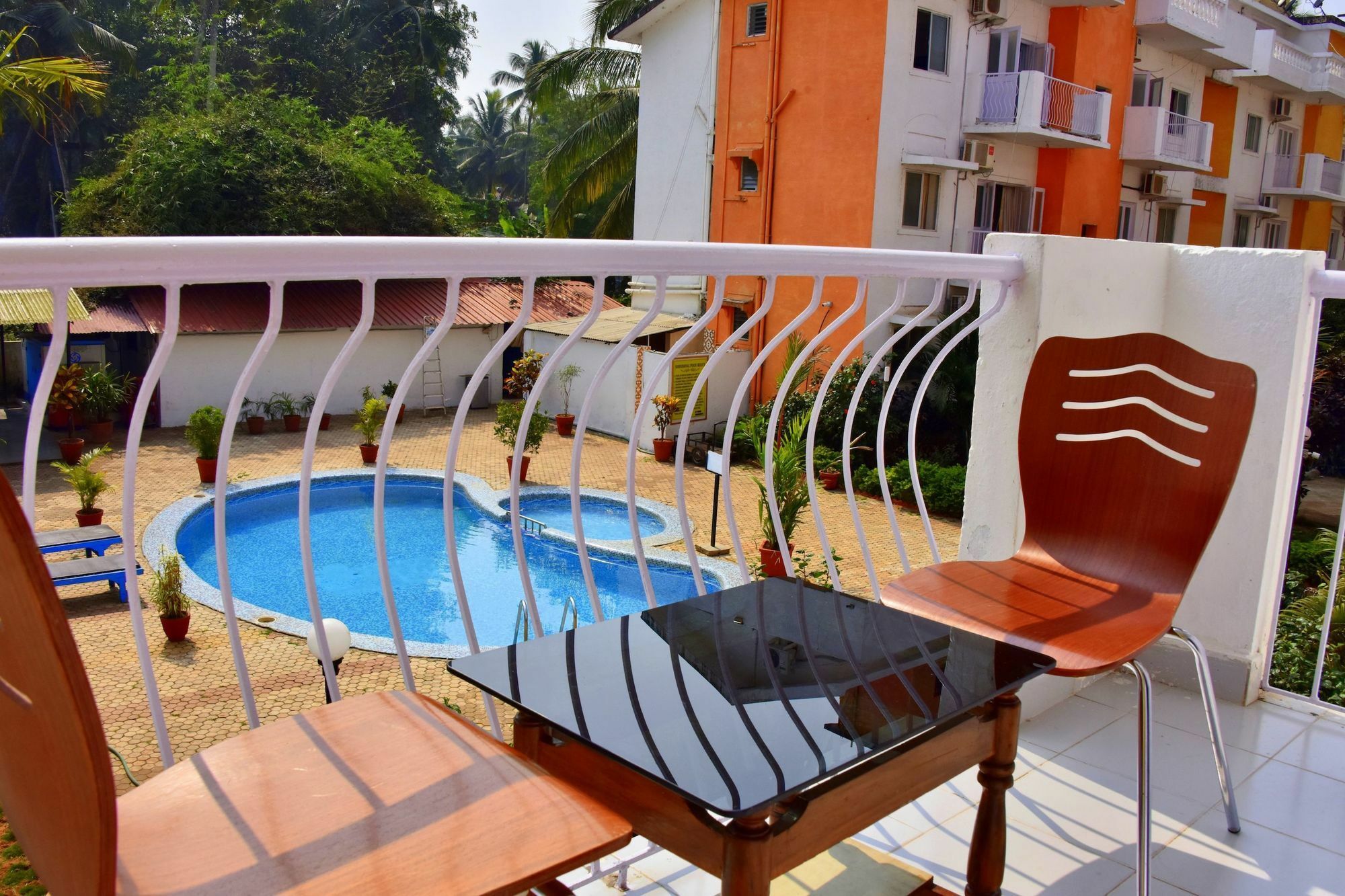 Q Lite Calangute Hotell Exteriör bild